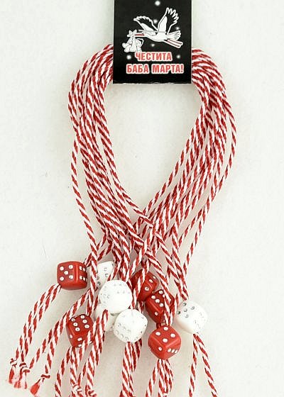 Десятка бели и червени зарчета PICTURE OF ITEM 1319