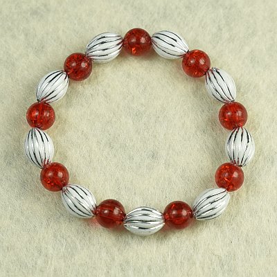 Гривна на ластик с бели цилиндри и червени кракъл PICTURE OF ITEM 1363