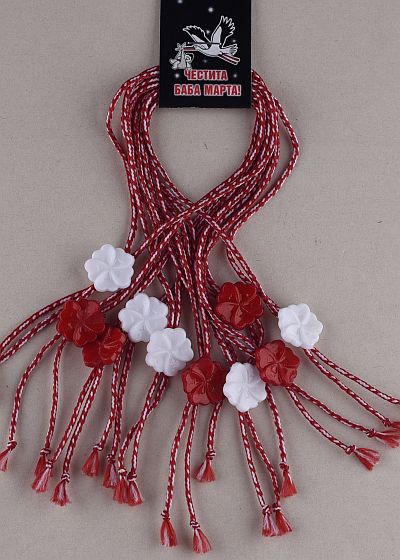Десятка бели и червени цветя PICTURE OF ITEM 1555