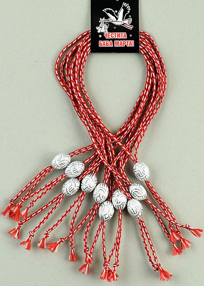 Десятка бели гравирани овали PICTURE OF ITEM 1944