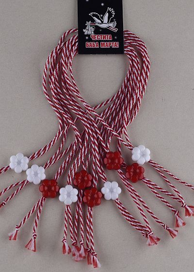 Десятка бели и червени цветя PICTURE OF ITEM 1558